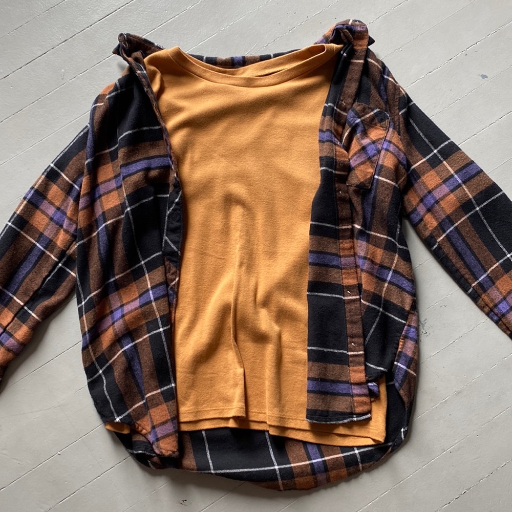NWOT flannel and shirt set black orange purple colors womens Xs
